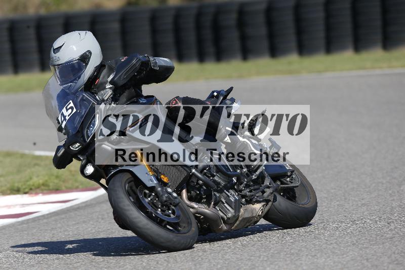 /Archiv-2025/49 26.08.2025 Cornu Master School ADR/blau-bleu/45